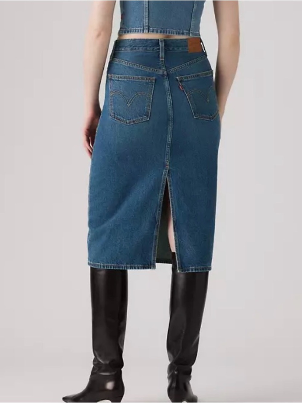 NEW LEVI’S HIGH-RISE BACK SLIT DENIM BLUE JEAN SKIRT NON-STRETCH SZ 27 NWT